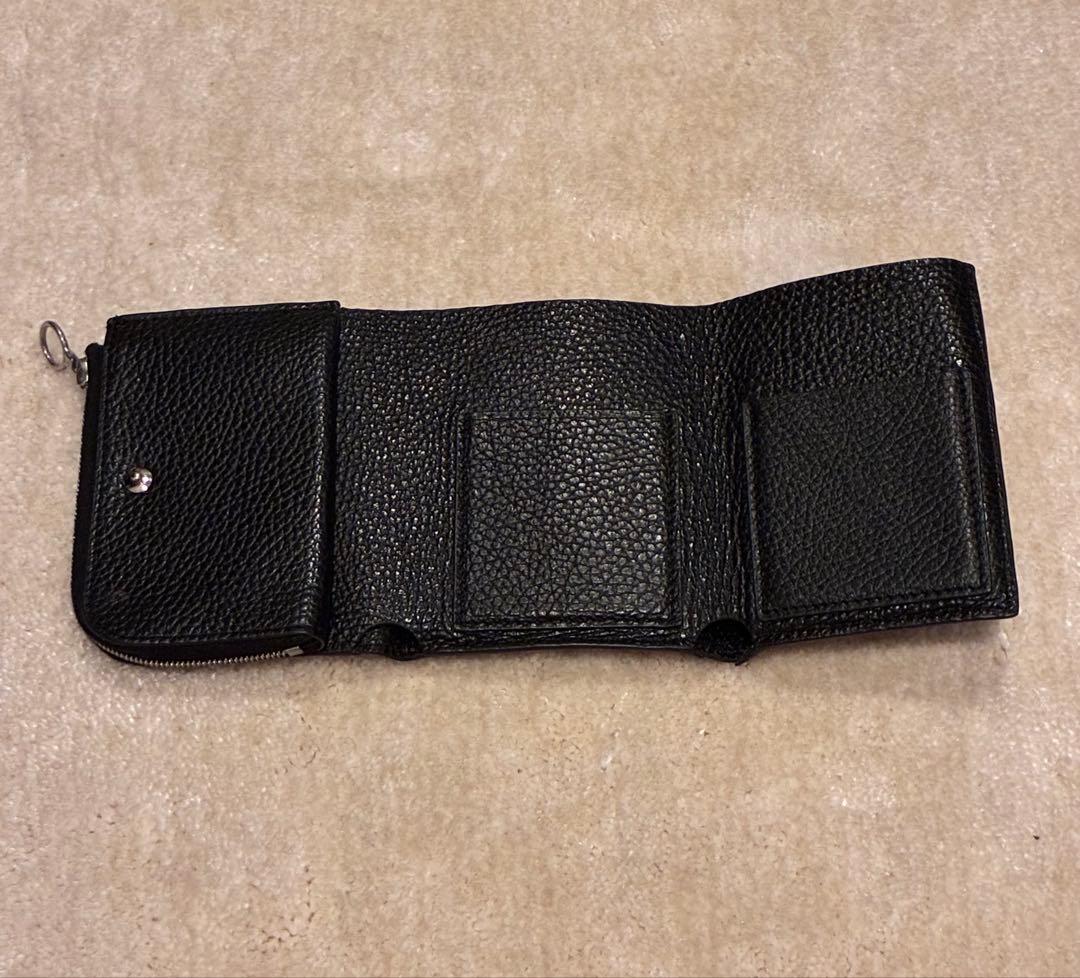 フィーン　Aeta レザー三つ折り財布 ブラック コンパクト 本革