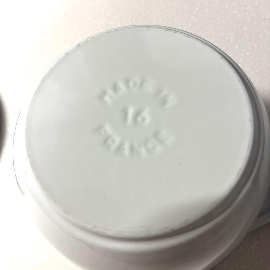 ストウブ　ココハン　スノーフレーク　Mサイズ