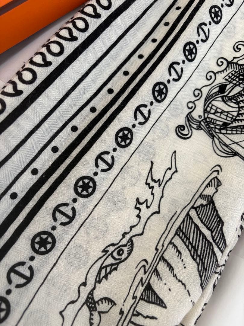 週末値下:エルメス カシシル 船乗りのタトゥー ホワイト