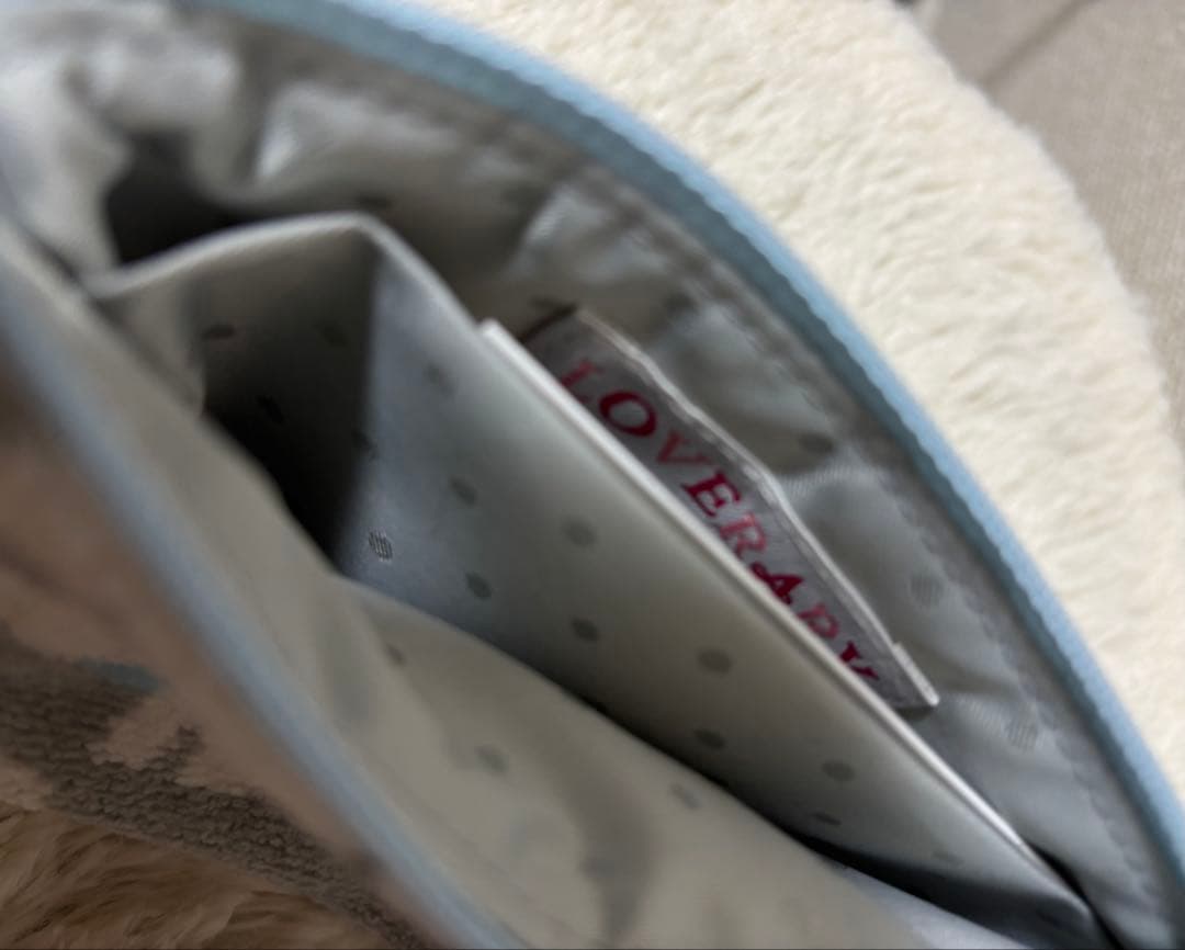 ラブラリーバイフェイラー　モフモフワンチャン　L字ポーチ　舟形ポーチS