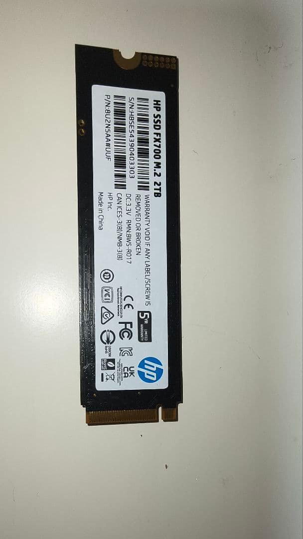 M.2 SSDとケース HP FX700 2tb