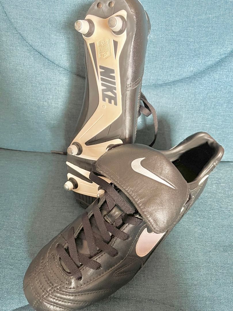 ナイキティエンポプレミア26.5cm