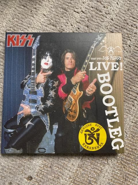 KISS 「LIVE！BOOTLEG」