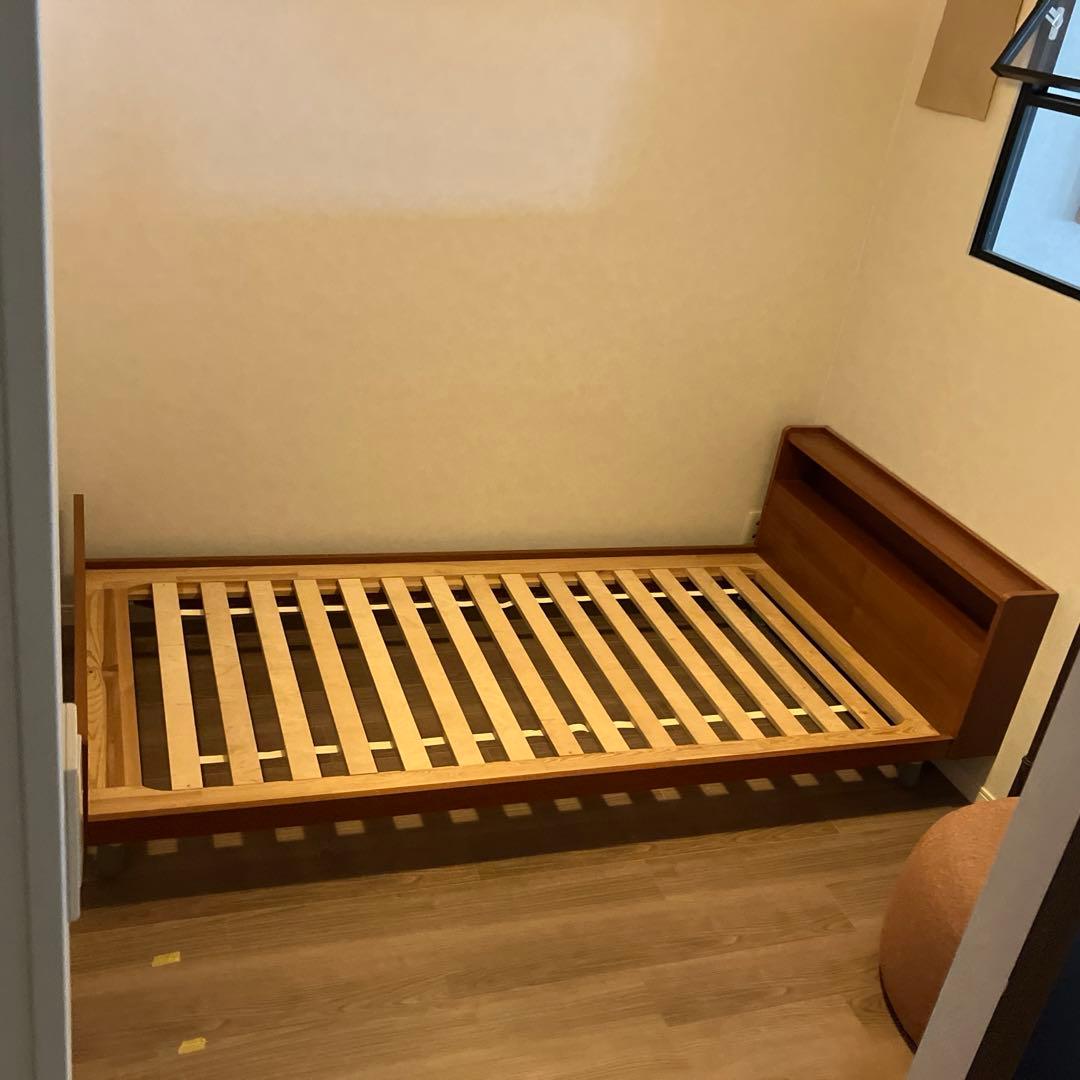 ウニコ ALBEROシングルベッドフレーム unico　すのこベッド