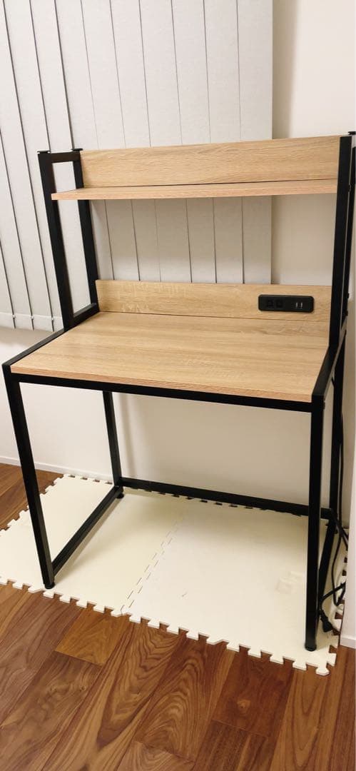 木目調デスク 電源・USBコンセント付き