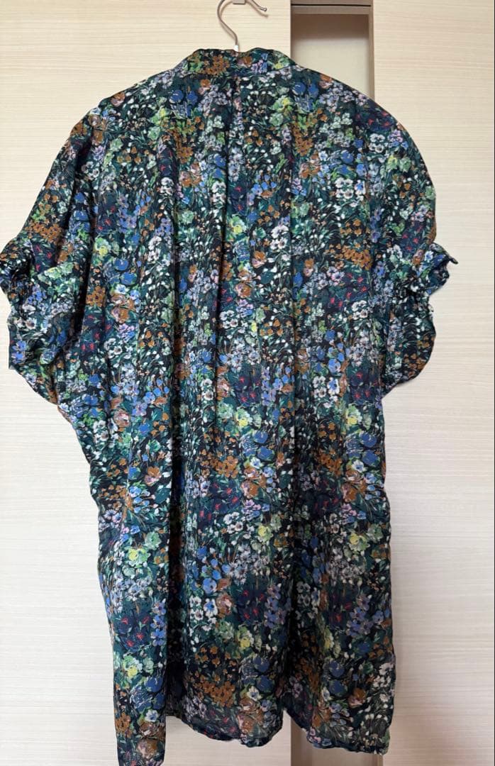 JOURNAL STANDARD L'ESSAGE タックスリーブシャツ　小花柄