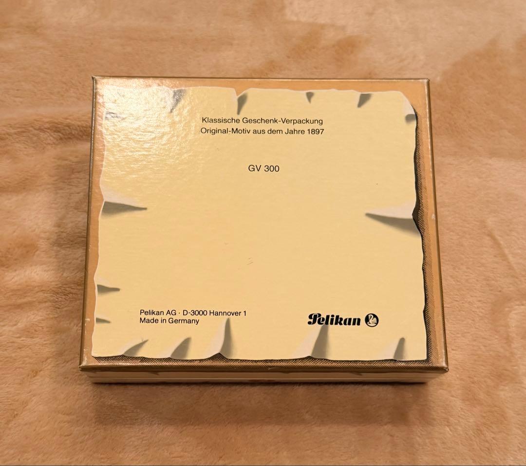 Pelikan ペリカン 万年筆M200 F細字 マーブルグリーンとインクセット