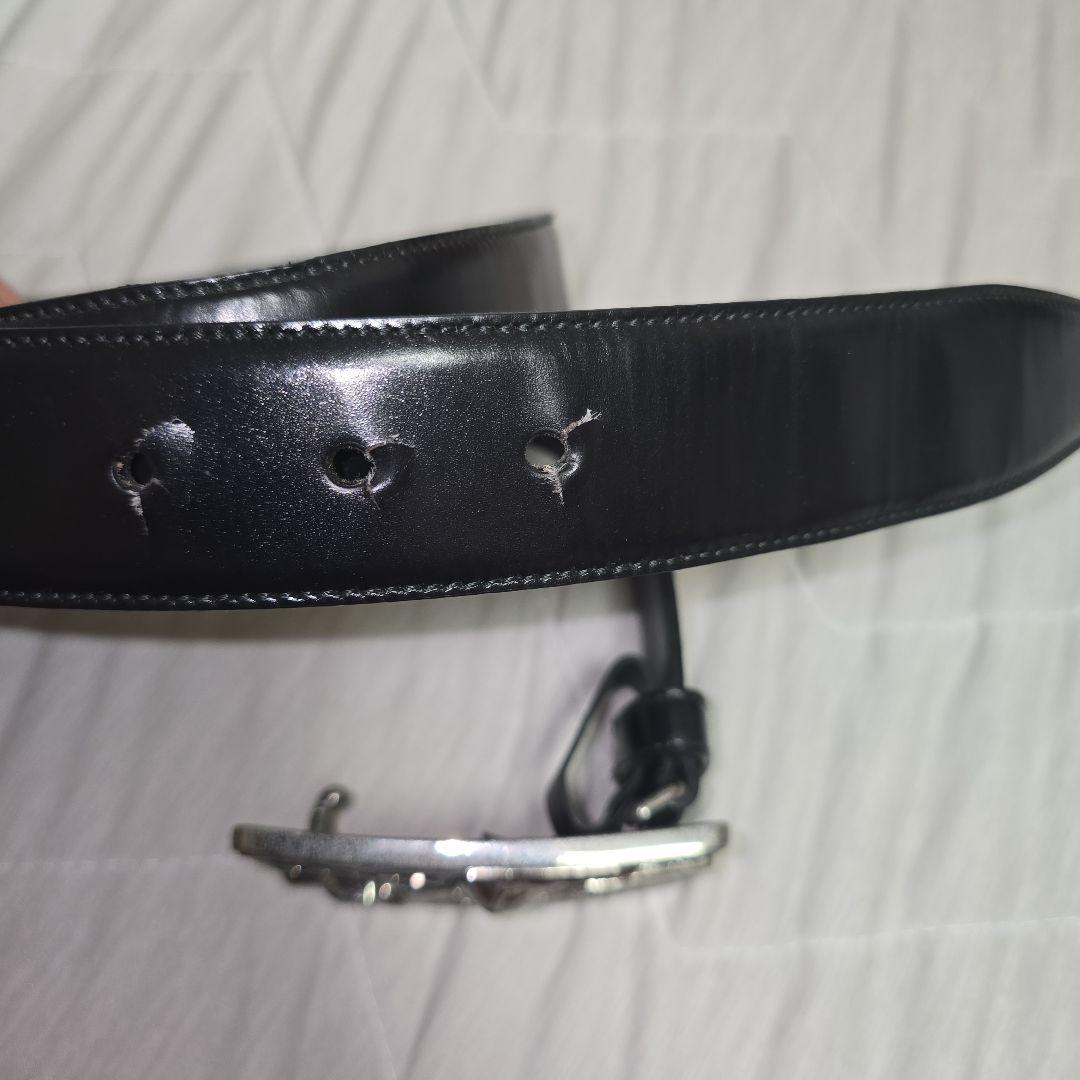 プラダ　レザーベルト　クロコ型押し　機関車プレート　黒