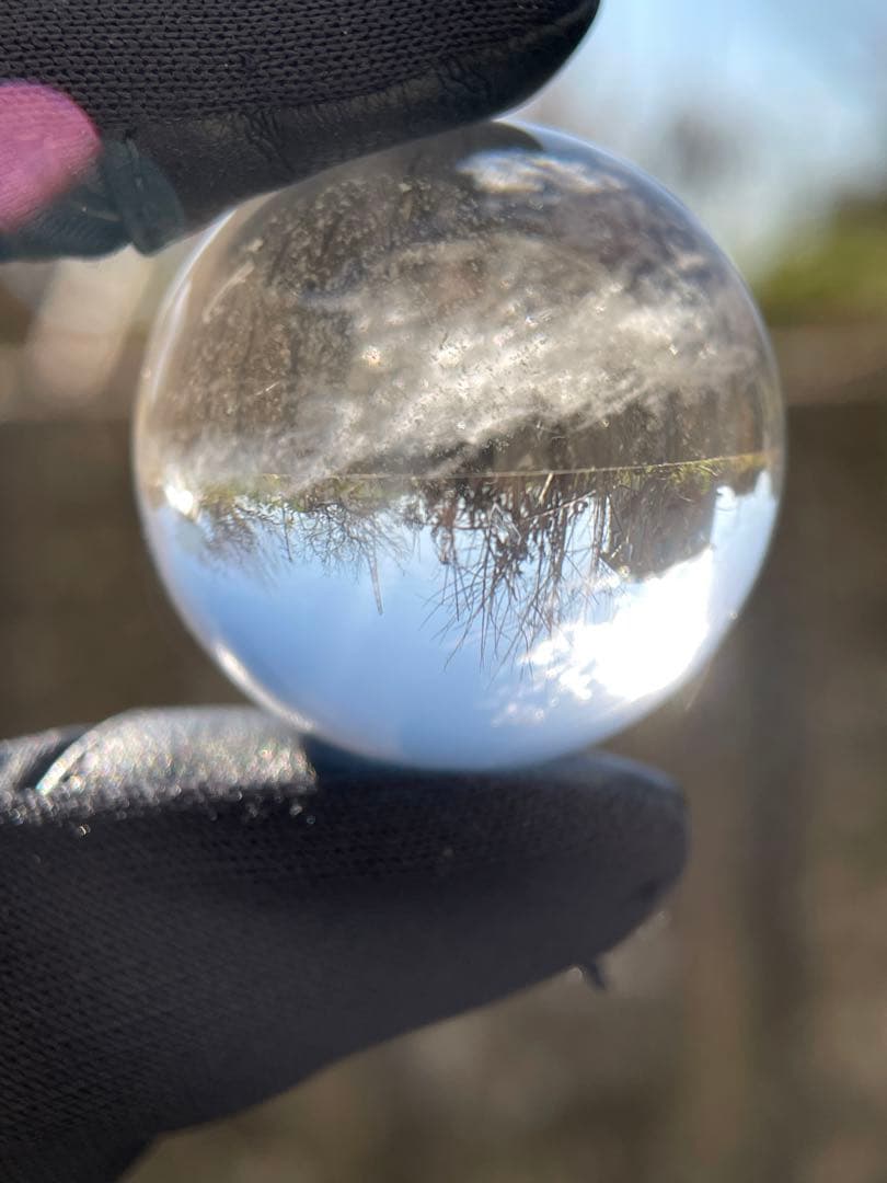 ブラジル産　超稀少 青光　パワーストーン　スフィア丸玉　34mm 台座付き