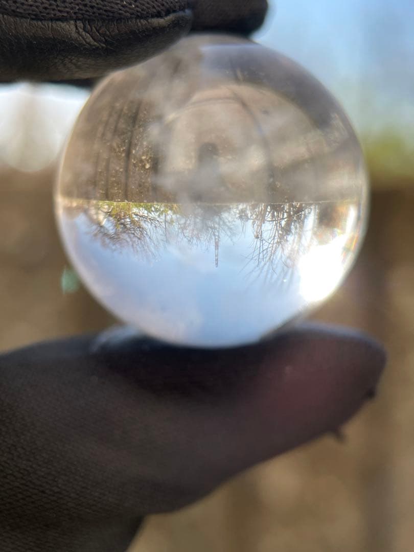 ブラジル産　超稀少 青光　パワーストーン　スフィア丸玉　34mm 台座付き