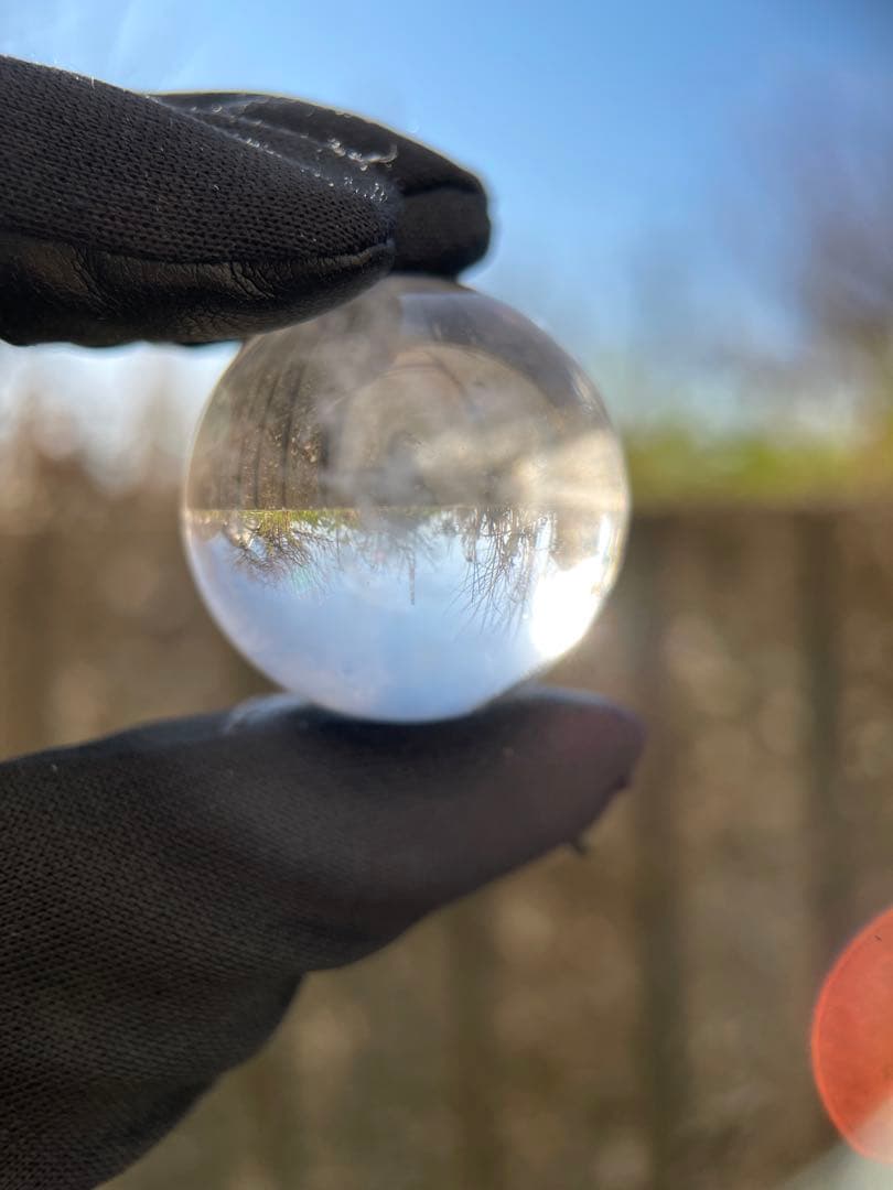 ブラジル産　超稀少 青光　パワーストーン　スフィア丸玉　34mm 台座付き