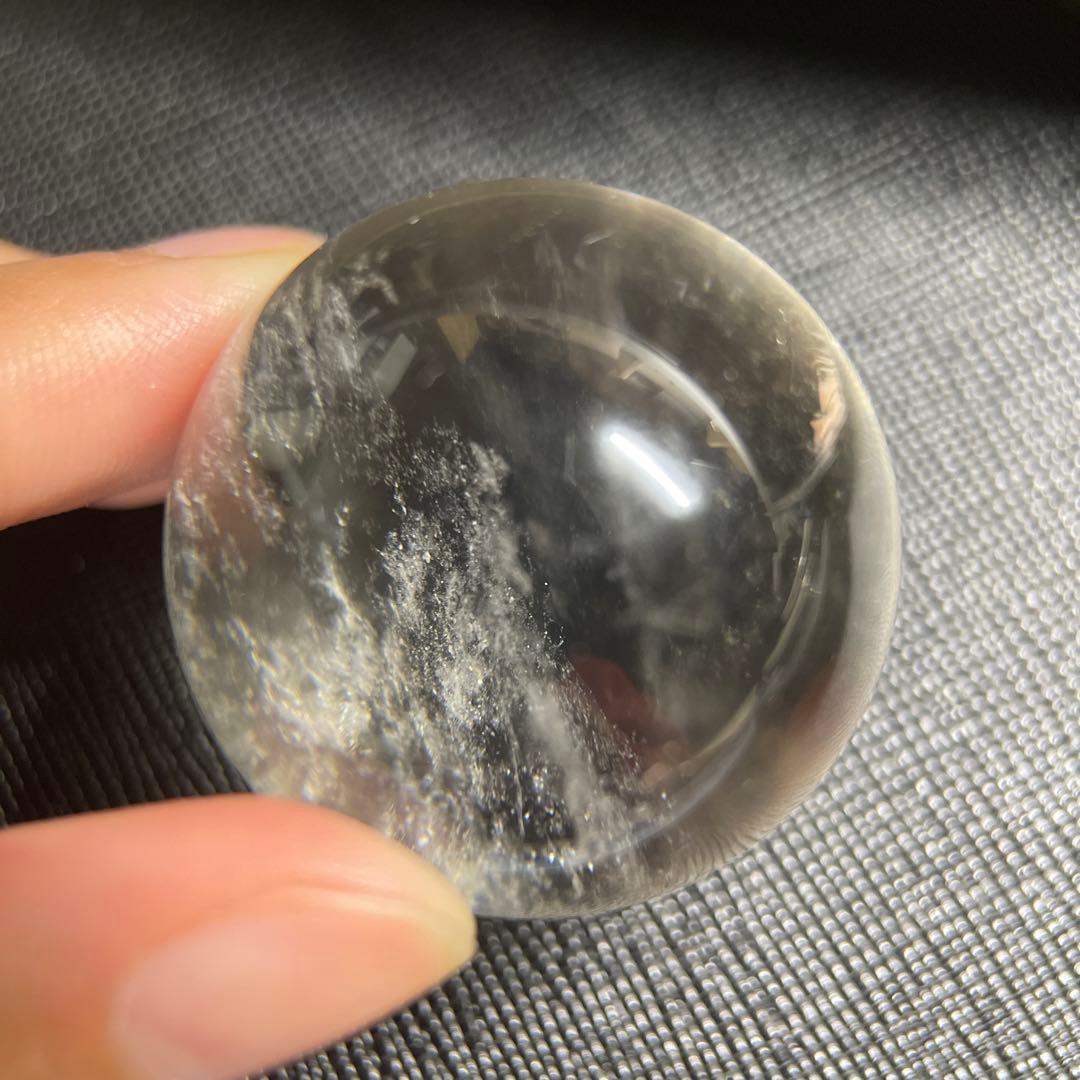 ブラジル産　超稀少 青光　パワーストーン　スフィア丸玉　34mm 台座付き