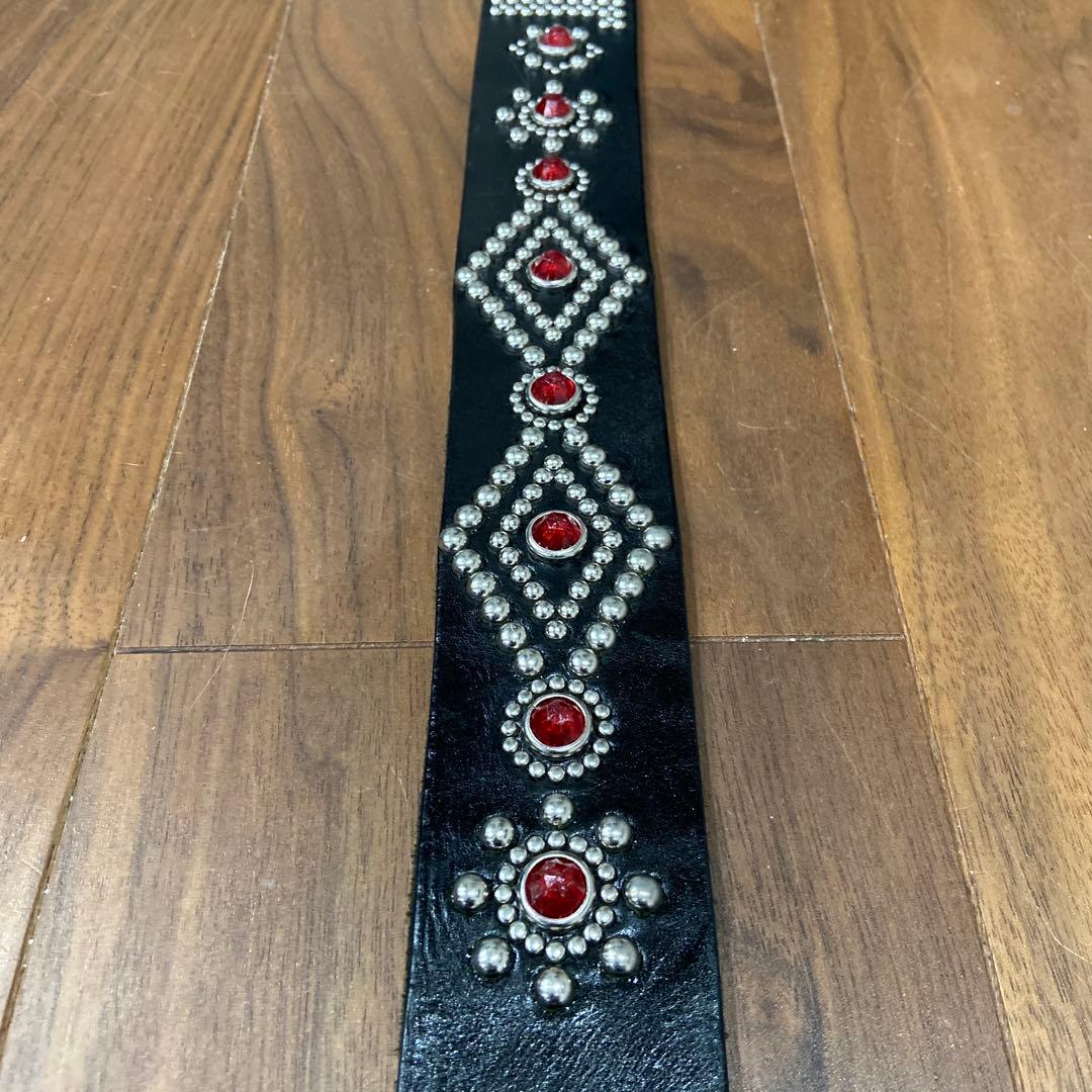 希少美品 TMT スタッズベルト ブラックレザー×レッドストーン HTC