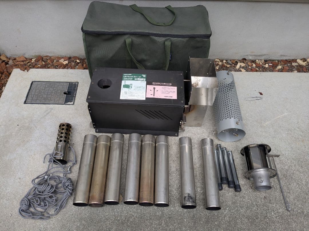 UNIFLAME（ユニフレーム）　ペレットストーブ　煙突ガード＆収納バッグ付き