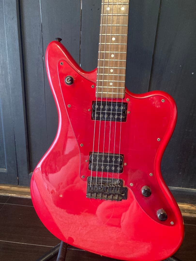 FELNANDES 赤いエレキギター