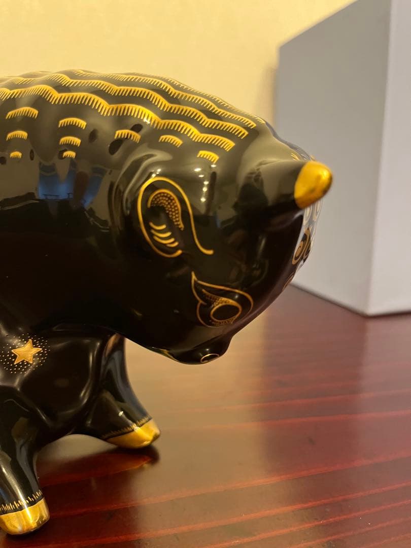 【希少箱付き美品】ウェッジウッド　星座牛 アーノルドマチン　2000年限定　置物