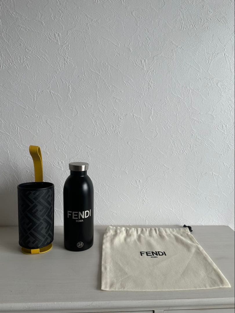 【新品未使用】FENDI ROME ステンレス水筒 黒・金
