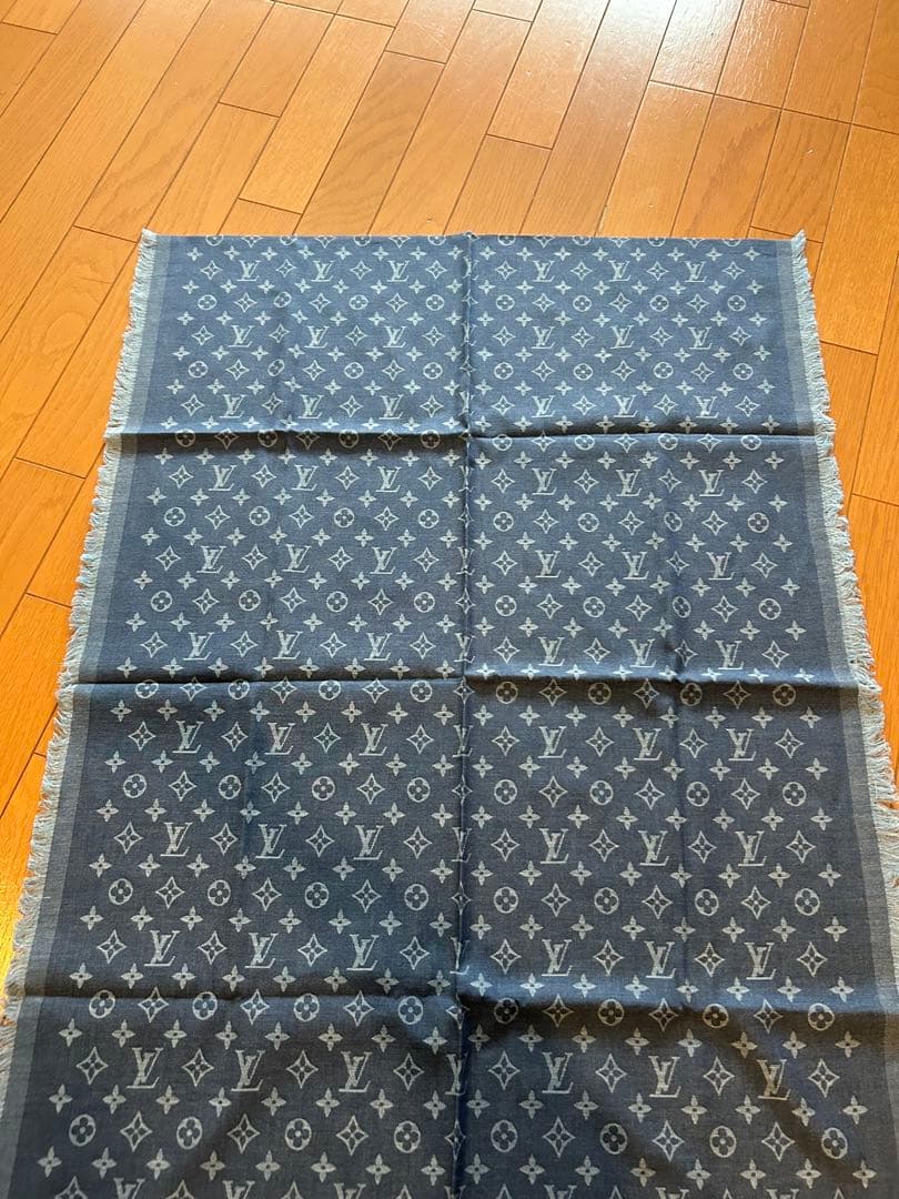 LOUIS VUITTON ストール・モノグラム エッセンシャル ブルー