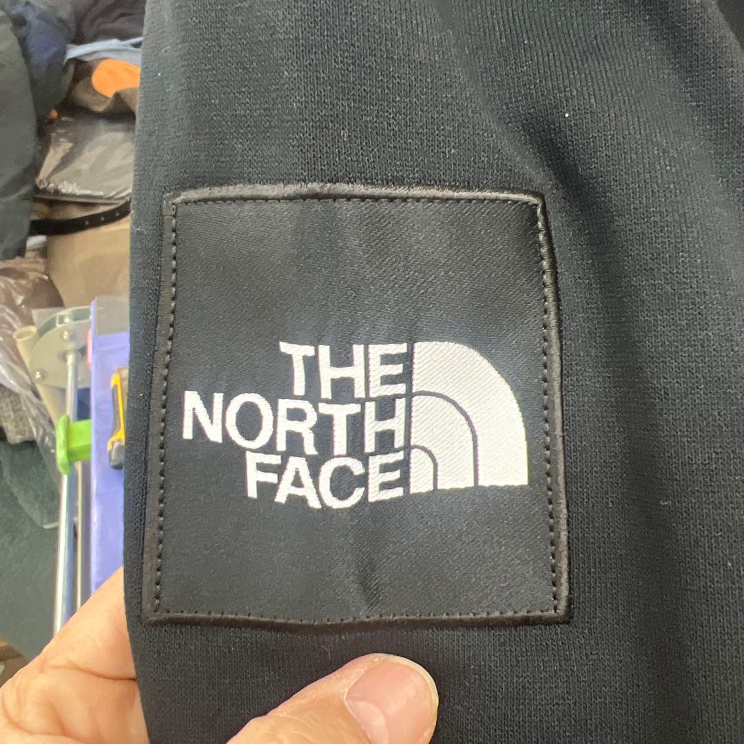 B*u様 未使用品タグ付きノースフェイスジップパーカーブラックMサイズ