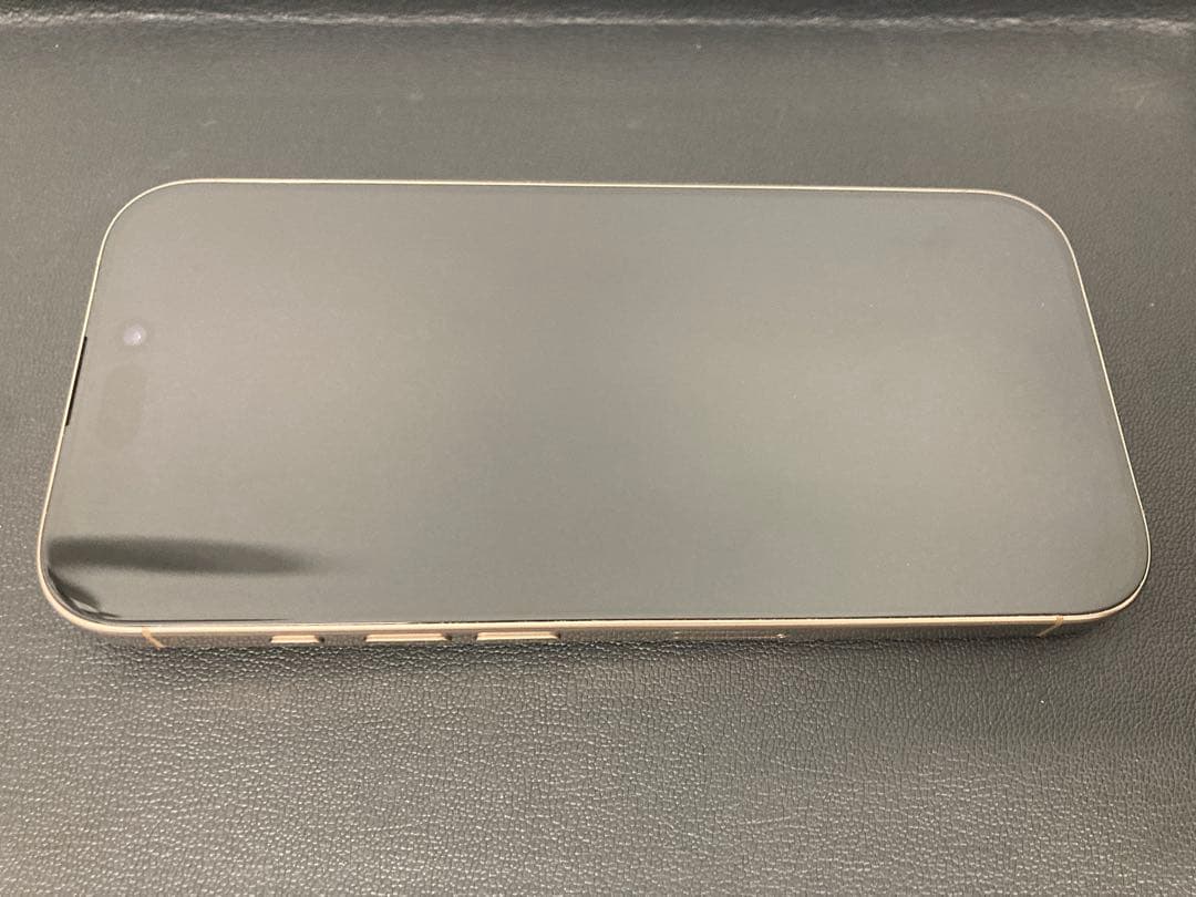 極美品　iPhone 16 Pro 256GB SIMフリー