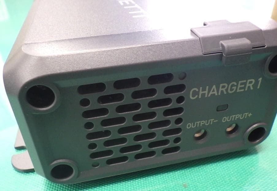 ポータブル電源　BLUETTI CHARGER 1 NO.6