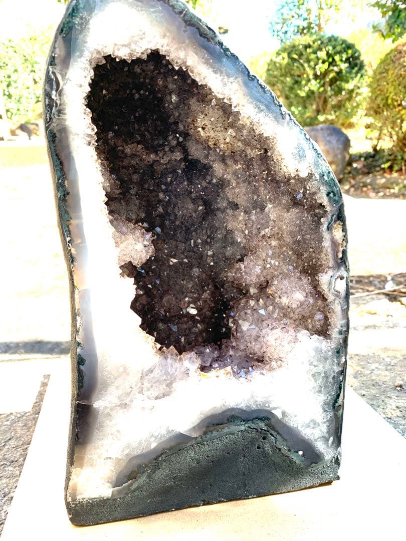 ブラジル産 フラワーアメジストドーム