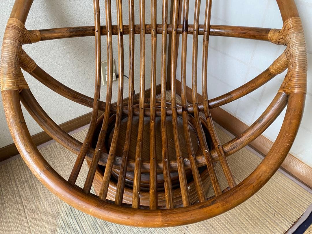 昭和レトロ 古家具 回転式ラタンチェア ラタンソファ エッグチェア 籐製 とう②