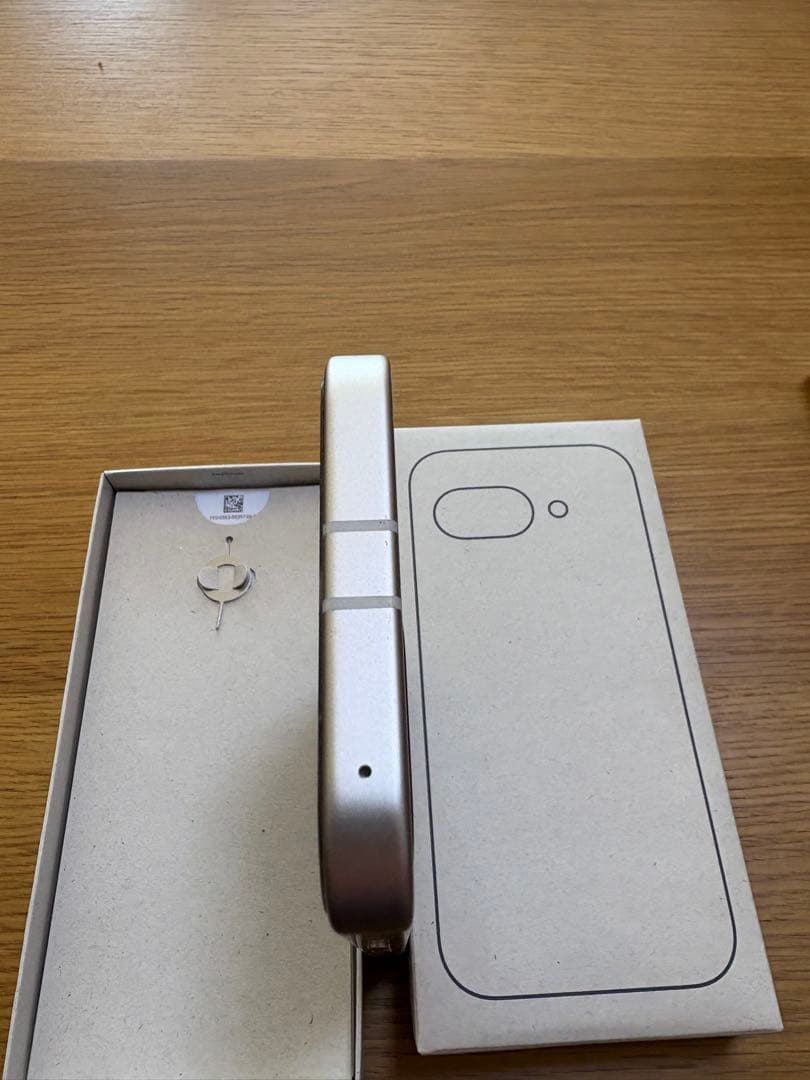 Google Pixel 7a ホワイト 本体auにて購入（数回使用、残債なし）