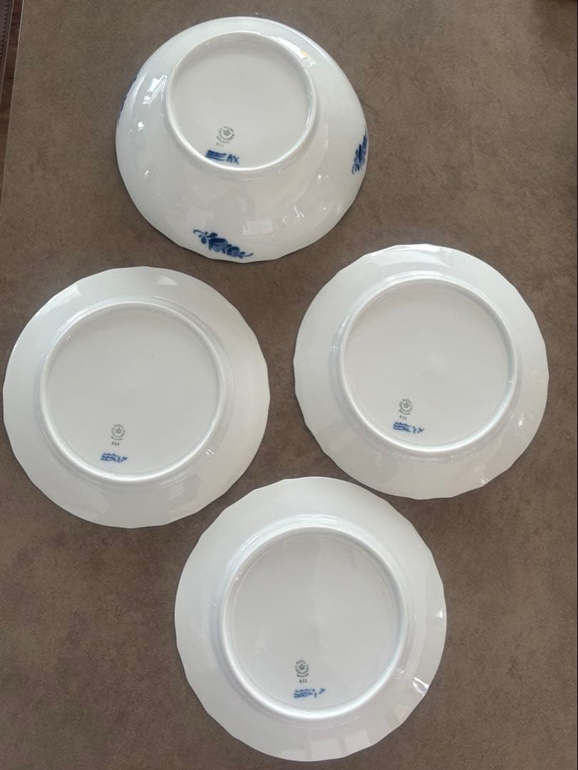 美品！ロイヤルコペンハーゲン　プレート3枚、ボウル（深皿）1枚　セット
