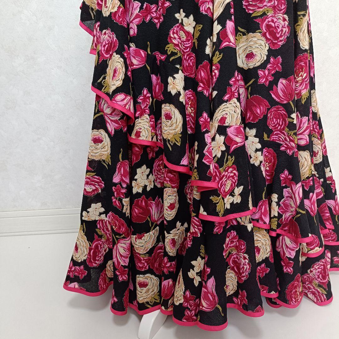 【極美品】フラメンコファルダ 大きめ ラメ入り花柄 プリマブティック