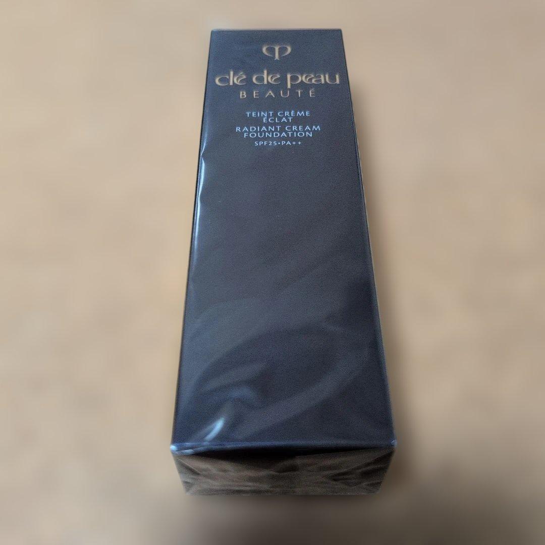 ♥クレ・ド・ポーボーテ タンクレームエクラn ベージュオークル20