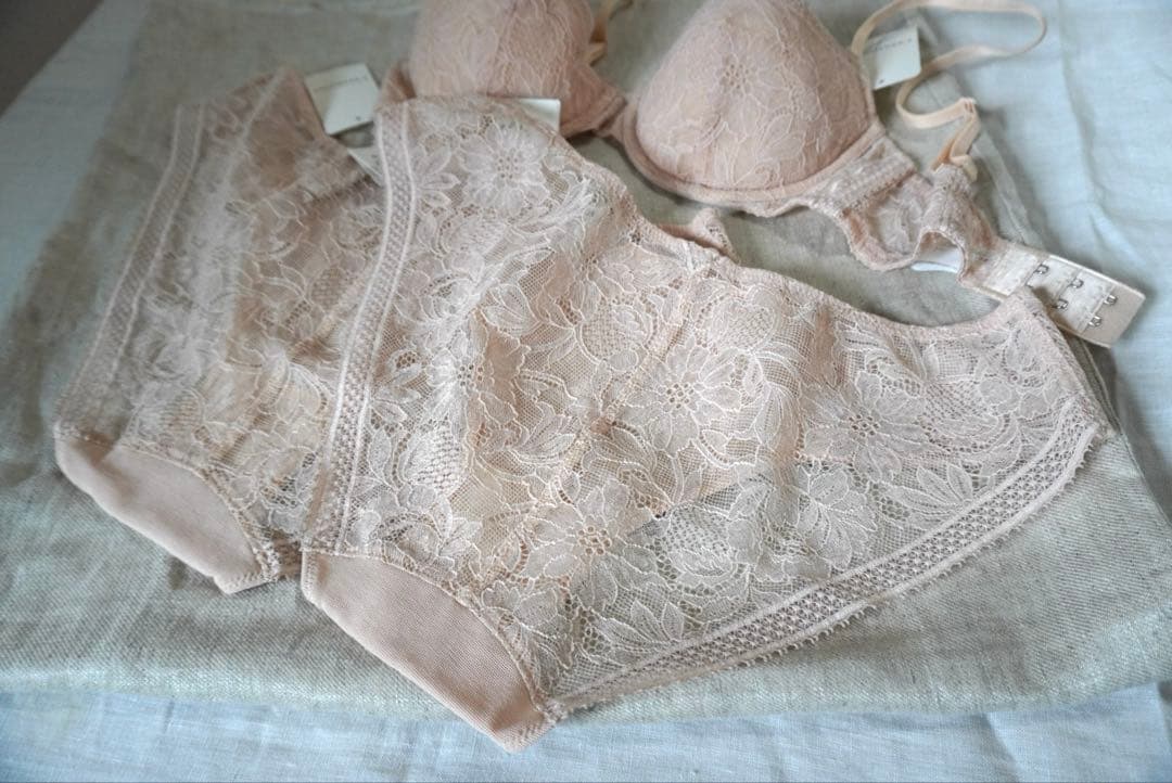 ランジェリーク［未使用・おまとめ3点］D65 セットアップ