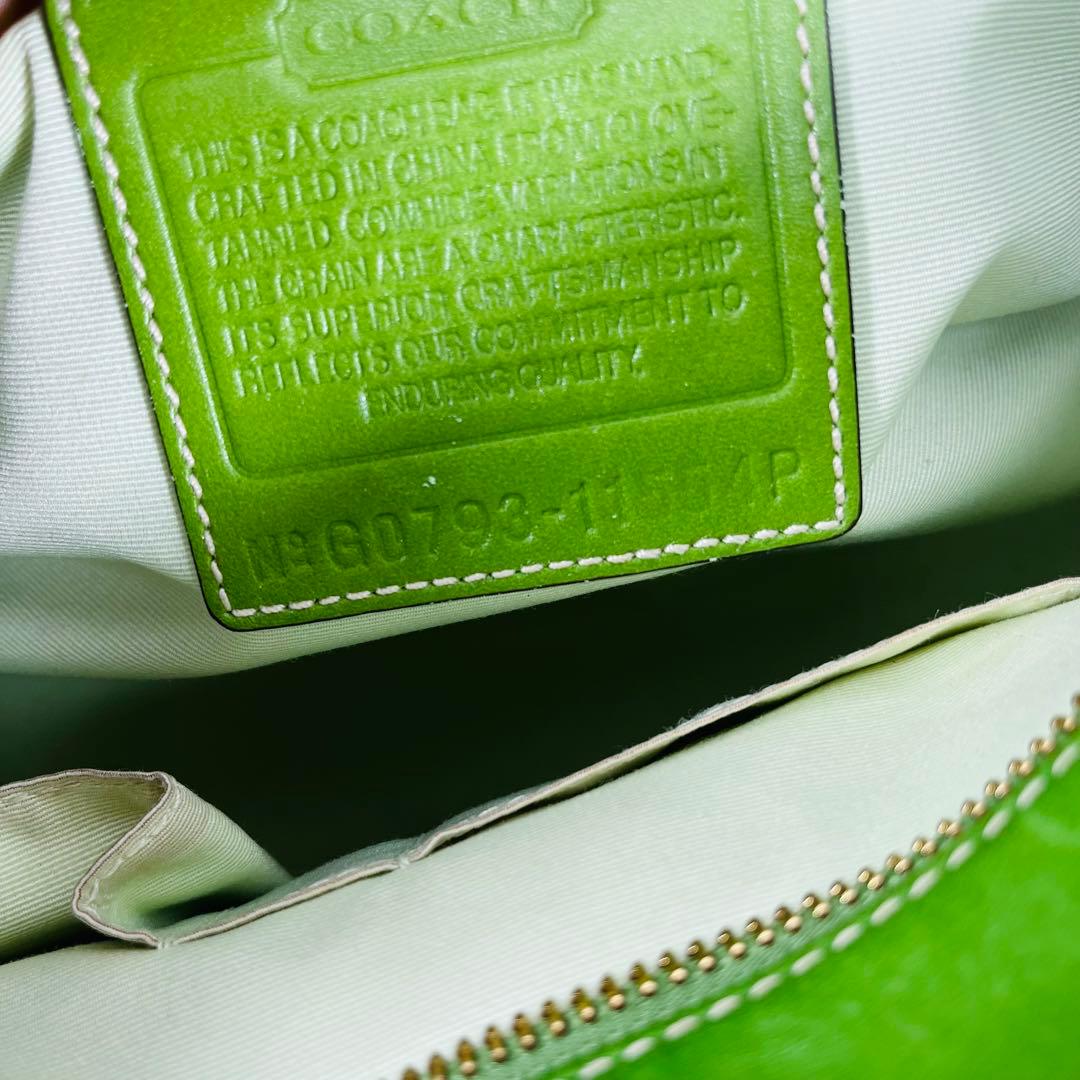 COACHコーチ グリーン マデリントートバッグ チャーム付き　11554P