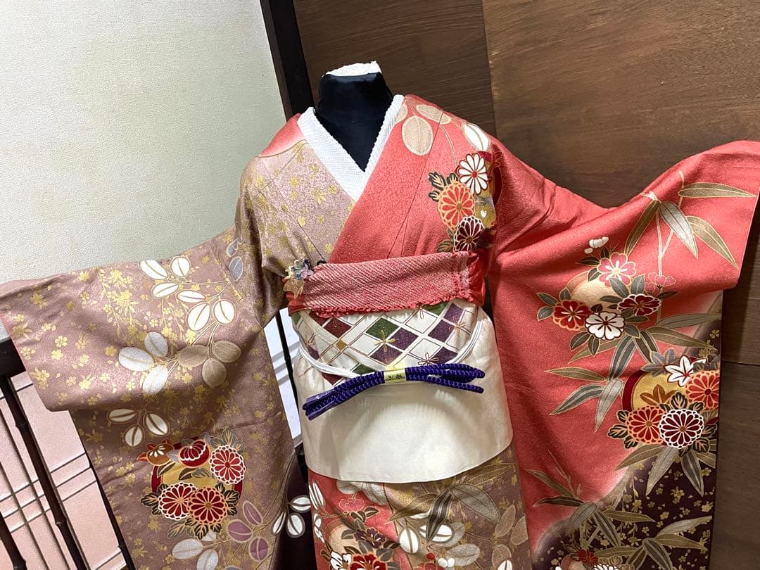 振袖 フルセット6点サイズM〜Ｌ菊花丸文　銀駒刺繍　正絹