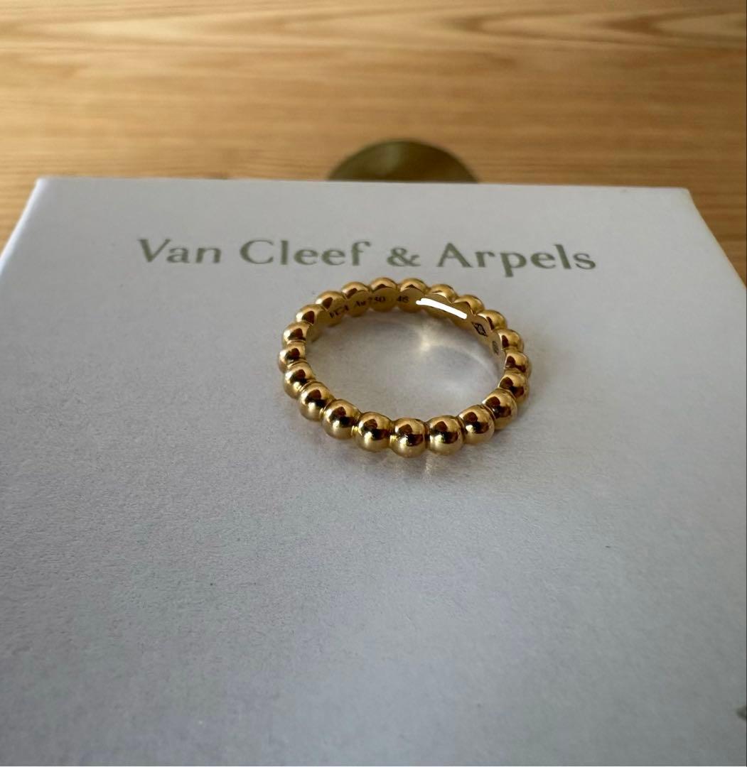 Van Cleef & Arpels ペルレ YGミディアム 46