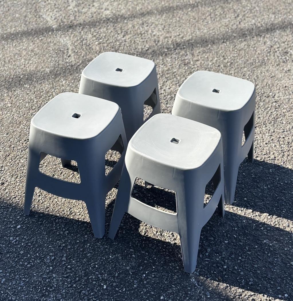 ☆送料無料☆ 東谷 / スツール / 軽量 / 4脚セット / 傷有り