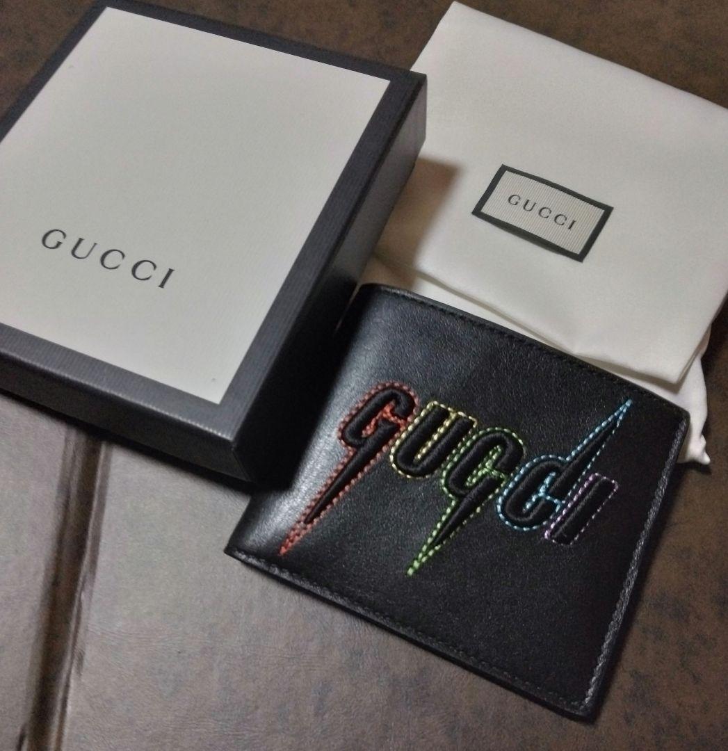 GUCCI 二つ折り財布 ブラック　エンブロイダリー　ブレード　刺繍