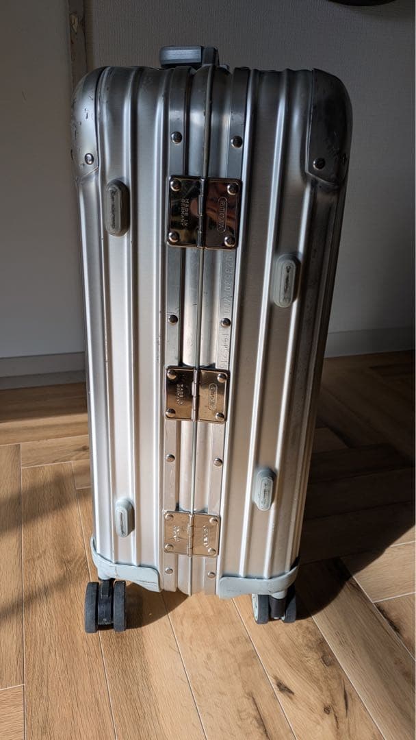 RIMOWA トパーズ 機内持ち込み ３２L ジャンク品