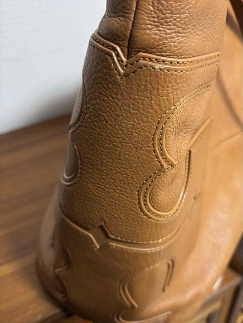 トリーバーチ キャメルブラウン シボ革 レザートートバッグ 大容量 軽量