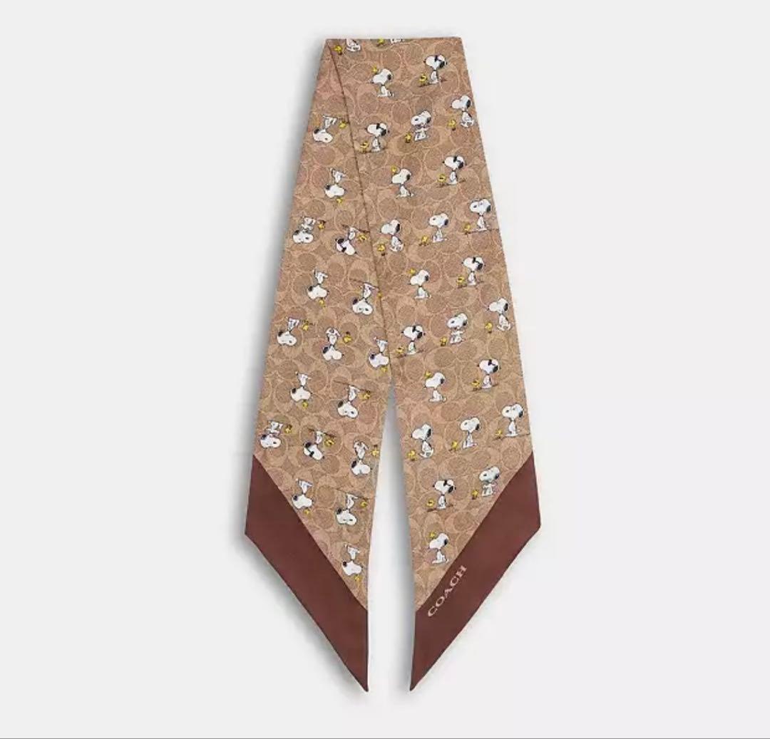 コーチ　スヌーピー　スカーフ
