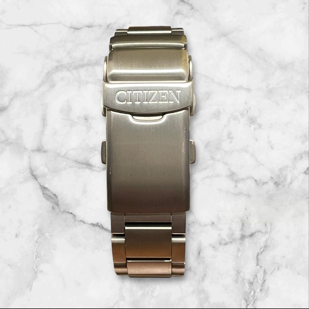 CITIZEN エコドライブ 電波ソーラー 緑文字盤 チタン 腕時計