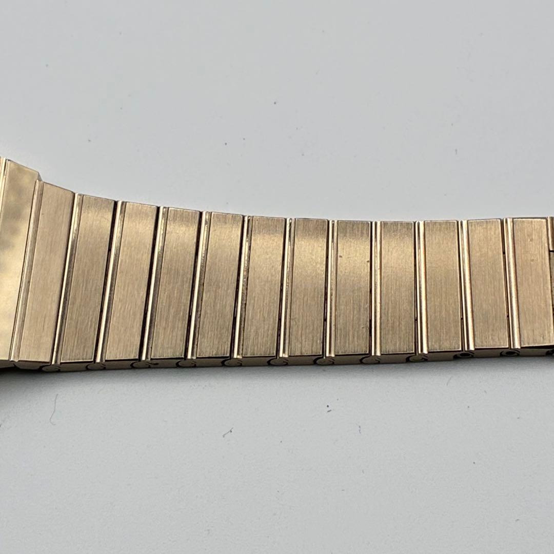 SEIKO セイコー　ドルチェ　腕時計　クォーツウォッチ　スクエア　ゴールド