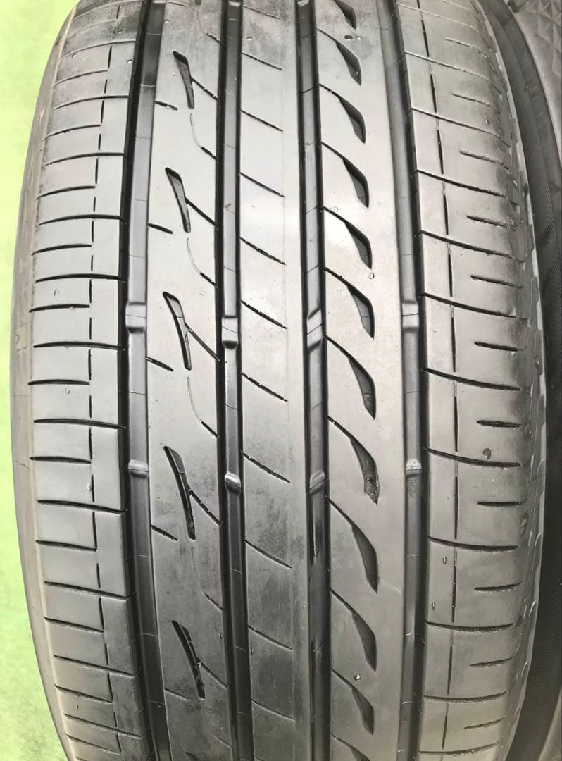 215/55 R17 BRIDGESTONE REGNOサマータイヤ 2024年