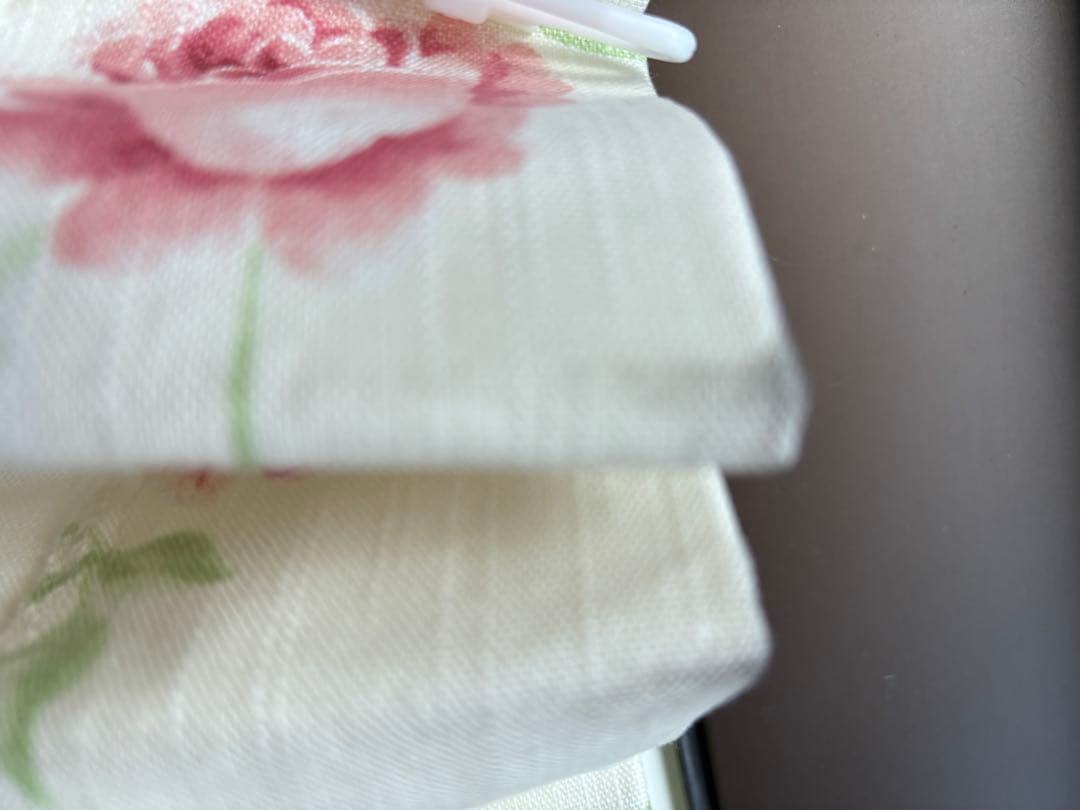 シ*子様 ローラアシュレイ花柄クリーム色カーテン