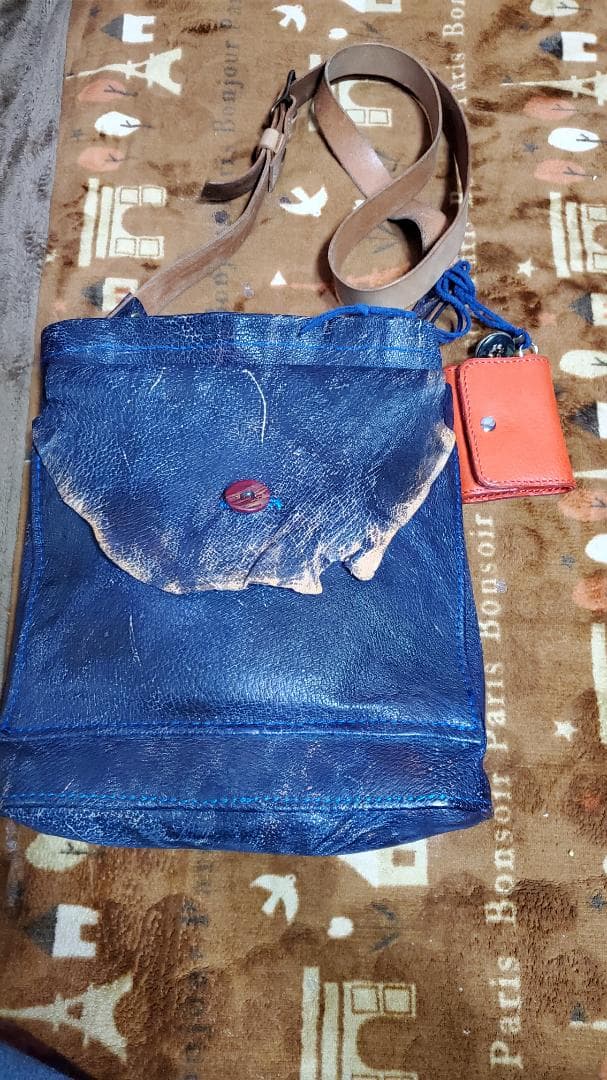 猪革 青染め レザー サコッシュ &ミニウォレット