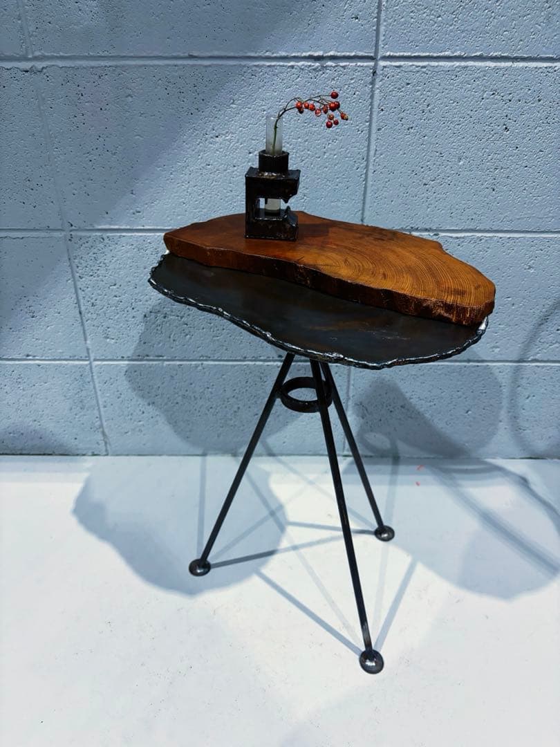 アイアン家具　サイドテーブル　インダストリアル　コーヒーテーブル　ナイトテーブル