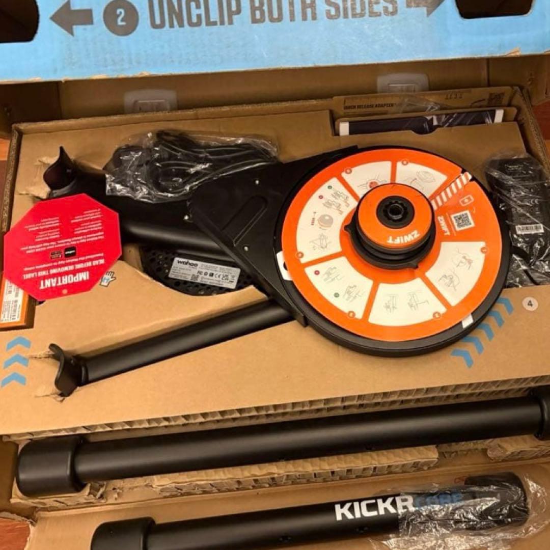 【美品】Wahoo KICKR CORE スマートトレーナー Zwift対応