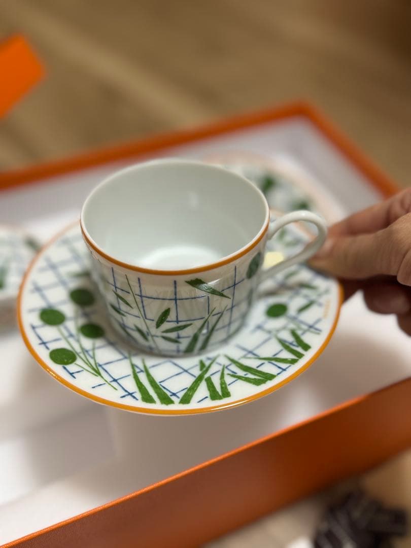 エルメス　ティーカップ＆ソーサー