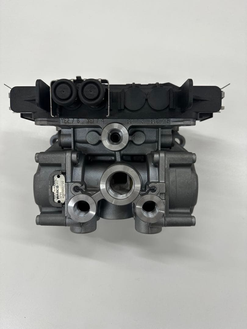 新品　未使用　WABCO ワブコ　トレーラー用ABS EBS モジュレーター