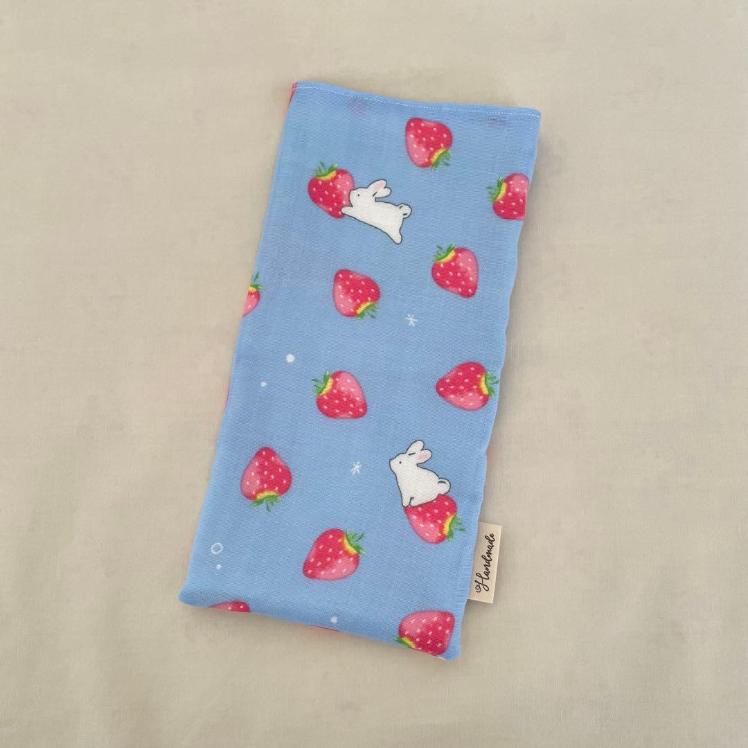 ガーゼハンカチ　うさぎ133 ハンドメイド　(ペットボトルカバー)